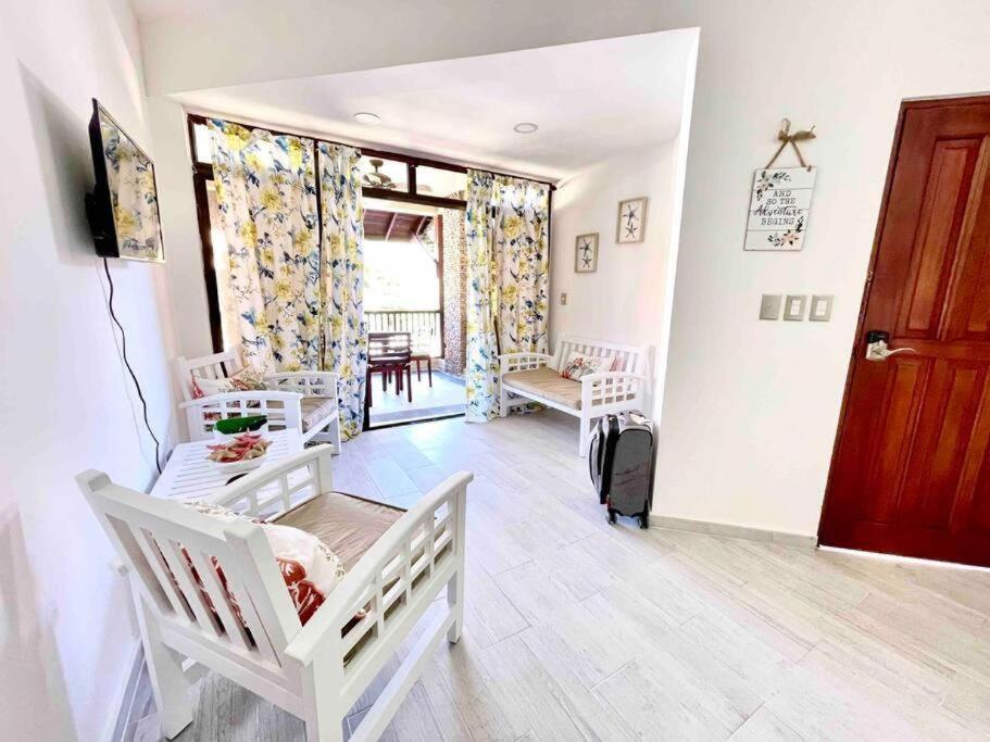 Las Terrenas Beachfront 2 Bedrooms Condo With Pool Екстериор снимка
